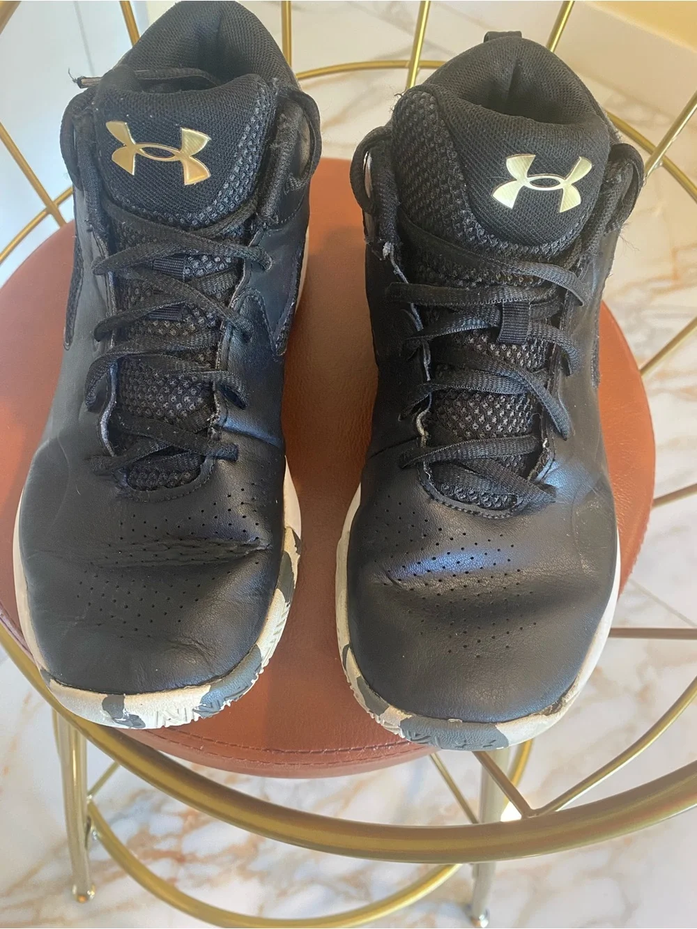 Under Armour boy Black Sneakers with Gold Logo